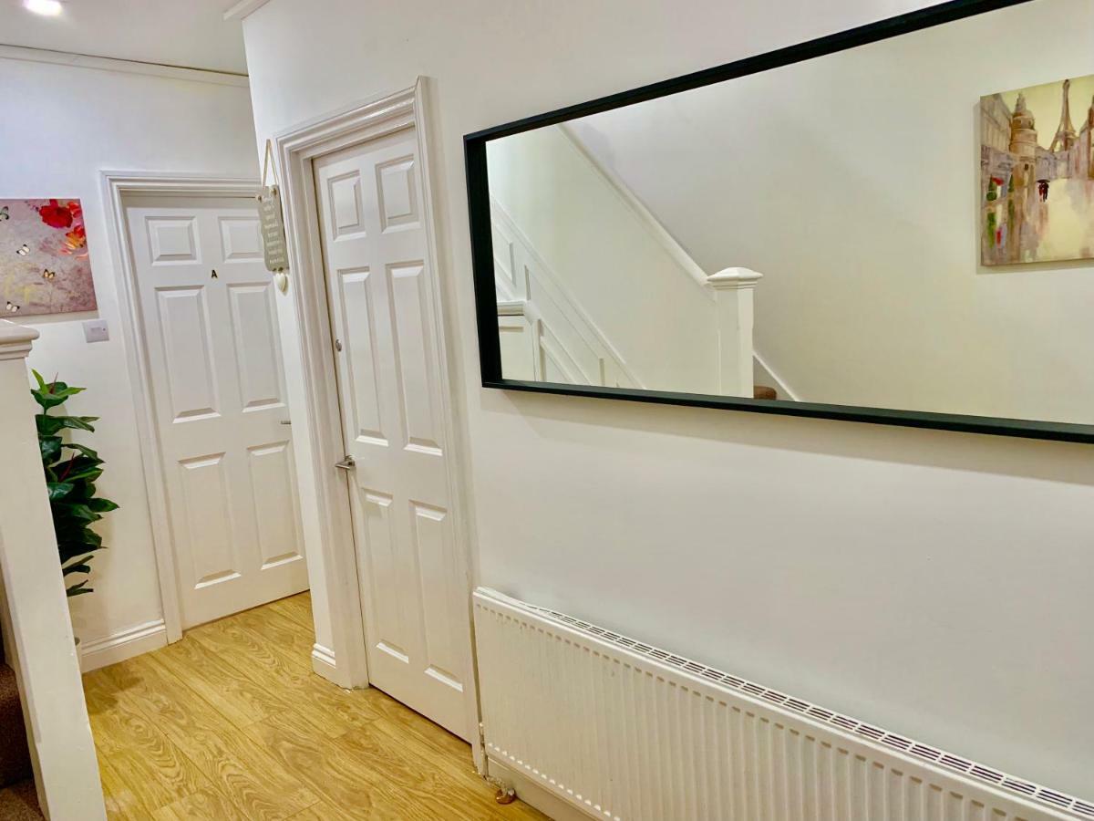 London 2 Bedroom Apartment, Kitchen, Reception And Private Garden Εξωτερικό φωτογραφία