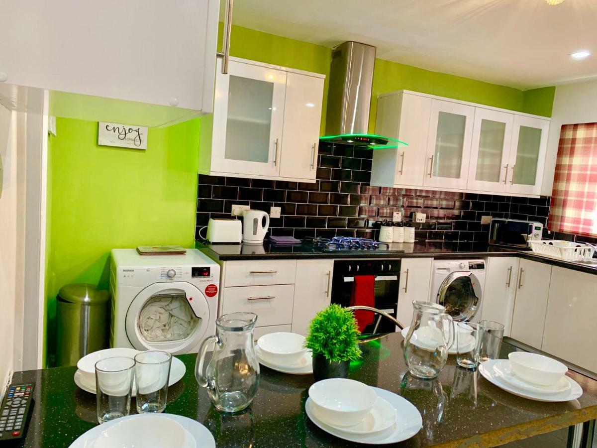 London 2 Bedroom Apartment, Kitchen, Reception And Private Garden Εξωτερικό φωτογραφία